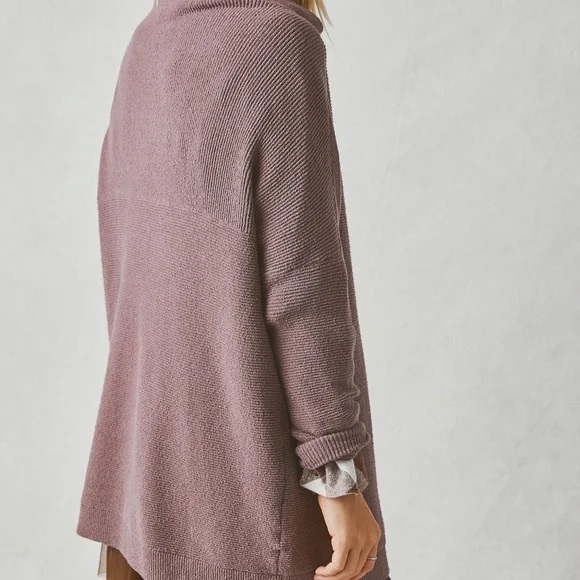 Free People Ottoman Slouchy Tunic Black Raisin - Size Medium - Picture 3 of 6